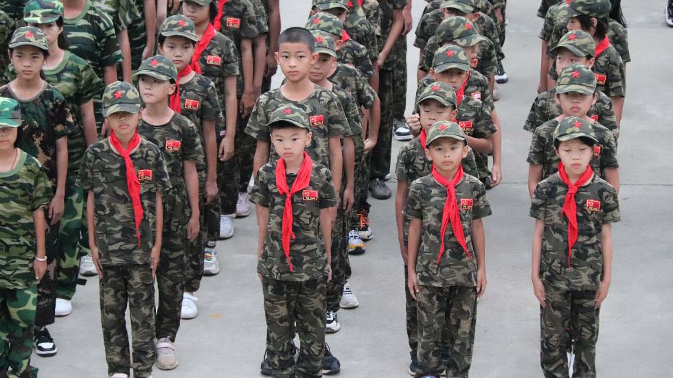 逐梦青春,报效祖国!看秀田少年军训正当时